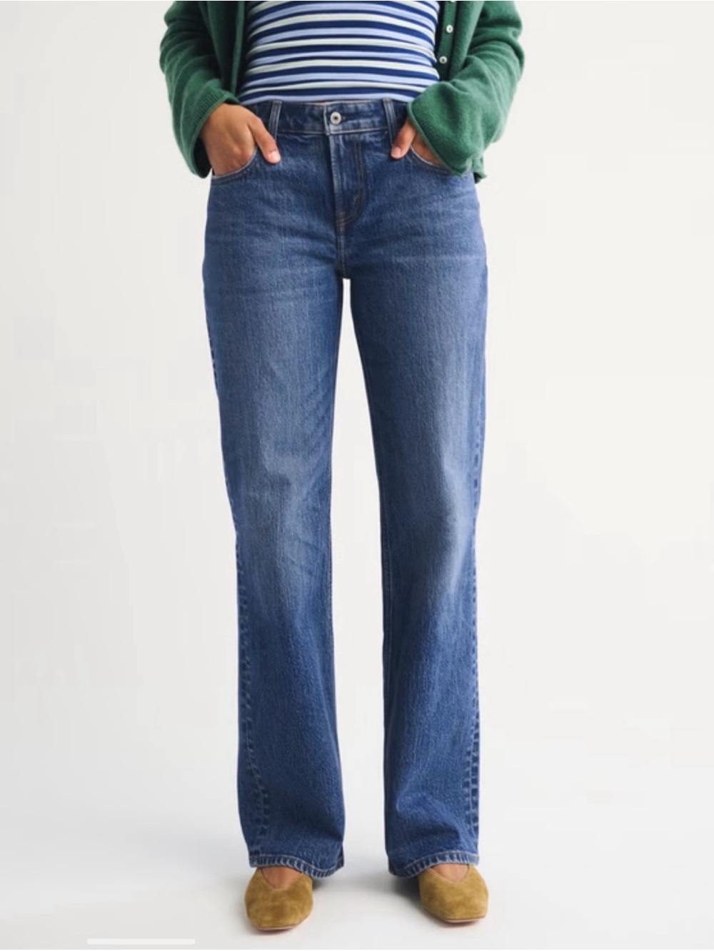Abercrombie and Fitch — Curve Love 90s Relaxed Jean